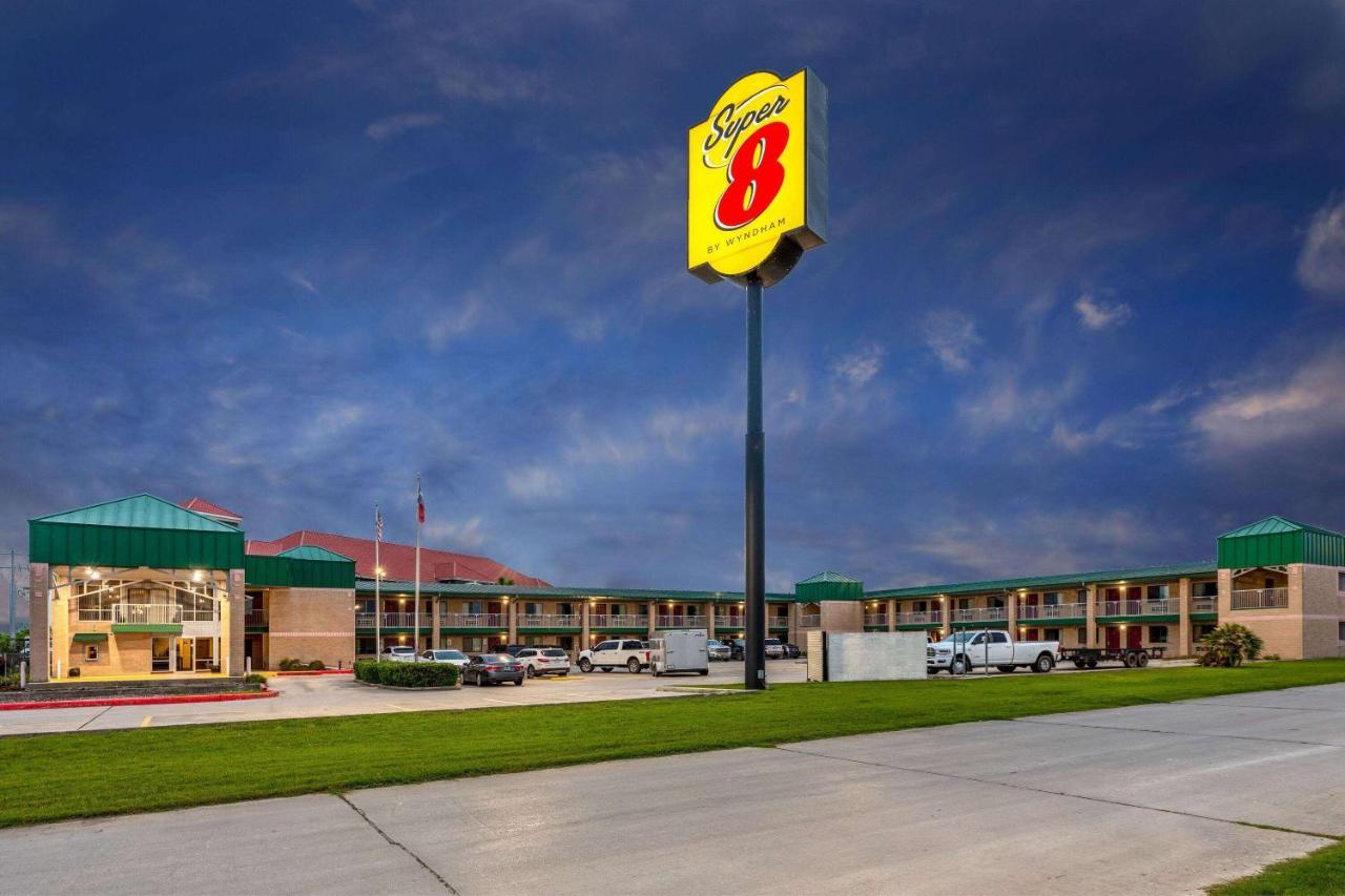 Super 8 By Wyndham Seguin Hotel Buitenkant foto
