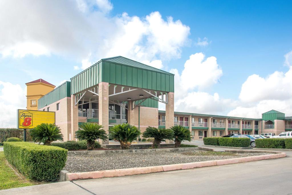 Super 8 By Wyndham Seguin Hotel Buitenkant foto