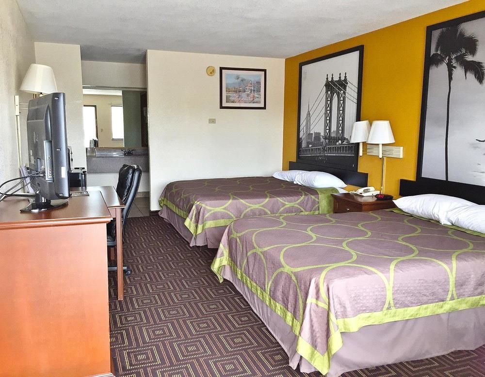 Super 8 By Wyndham Seguin Hotel Buitenkant foto