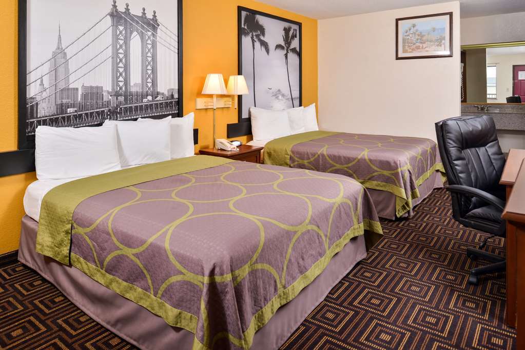 Super 8 By Wyndham Seguin Hotel Kamer foto
